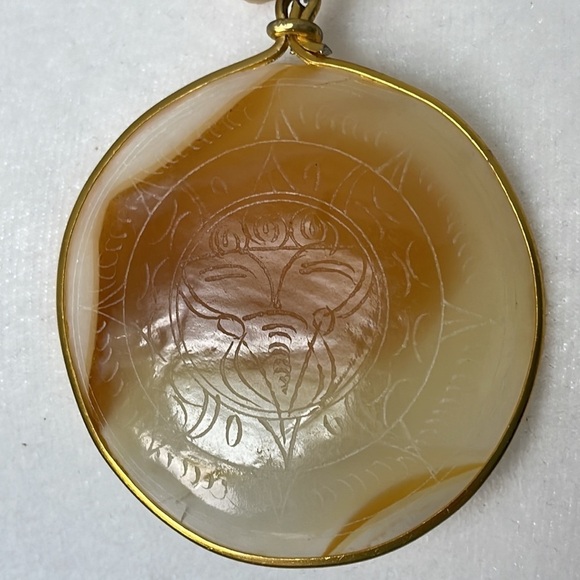 Aztec Sun Pendant Necklace- Alabaster Medallion - Picture 4 of 9
